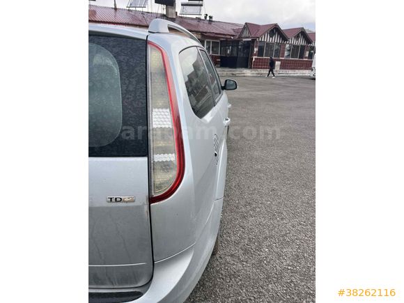 Sahibinden Ford Focus 1.6 TDCi Trend 2010 Model 