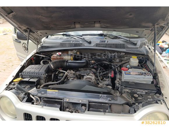 Sahibinden Jeep Cherokee 3.7 2004 Model İzmir