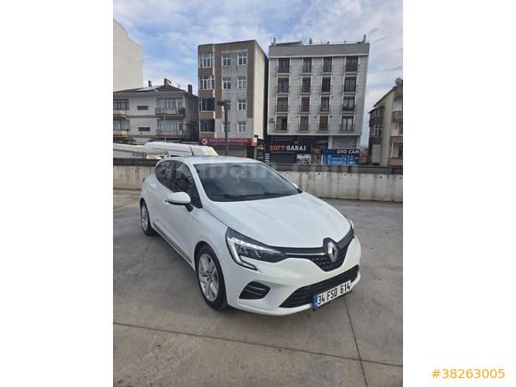 Sahibinden Değişensiz Renault Clio 1.0 TCe Touch 2021 Model  105.000 km + Geri Görüş Kamerası + Orijinal Ekran ( Ekspertiz Raporu Açıklamada)