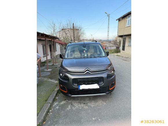 Sahibinden Citroen Berlingo 1.5 BlueHDI Shine Bold 2023 Model