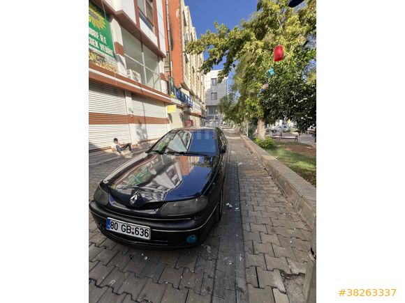 Sahibinden Renault Laguna 2.0 2002 Model 