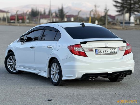 Sahibinden Honda Civic 1.6i VTEC ECO Elegance 2014 Model 