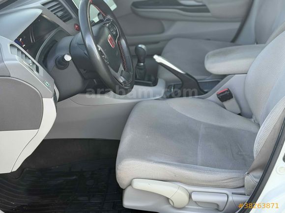 Sahibinden Honda Civic 1.6i VTEC ECO Elegance 2014 Model 