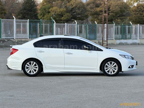 Sahibinden Honda Civic 1.6i VTEC ECO Elegance 2014 Model 