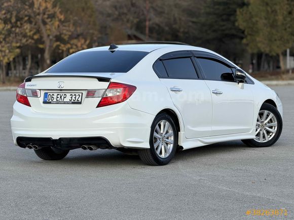 Sahibinden Honda Civic 1.6i VTEC ECO Elegance 2014 Model 
