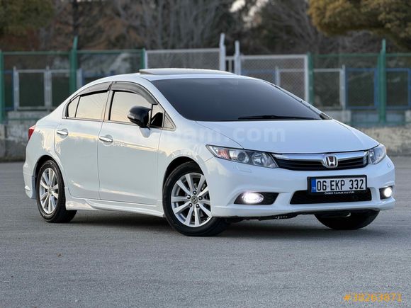 Sahibinden Honda Civic 1.6i VTEC ECO Elegance 2014 Model 