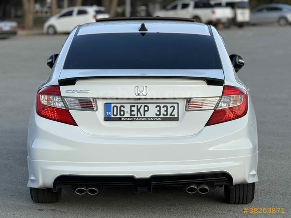Sahibinden Honda Civic 1.6i VTEC ECO Elegance 2014 Model 