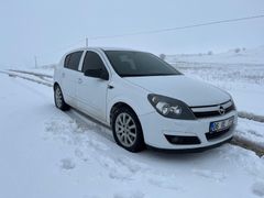 Sahibinden Opel Astra 1.6 Enjoy 2006 Model  210.000 km Beyaz