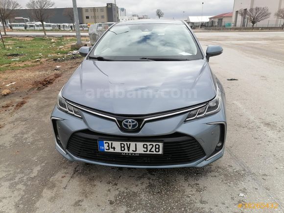 Sahibinden Toyota Corolla 1.8 Hybrid Flame X-Pack 2019 Model Gaziantep 122.000 km