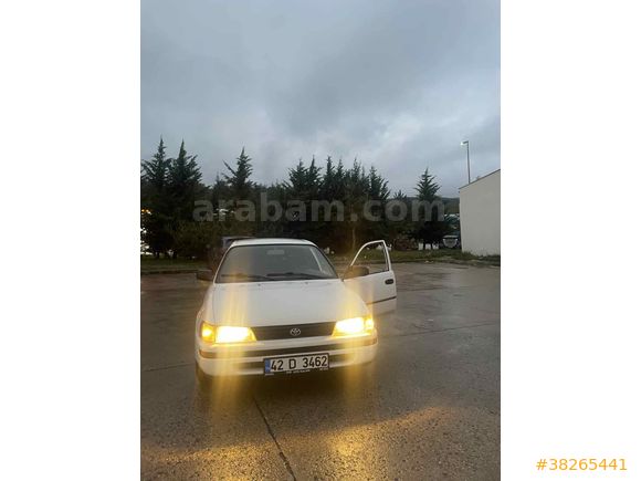  aracın triger kayışını ve devir daimini termosatını değiştirdim yağ bakımı yeni yapıldı aracta yeni sistem multımedya taktırdım arac inçi beyazıdır 
