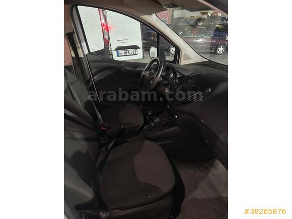 Sahibinden Ford Tourneo Courier 1.5 TDCi 2022 Model 