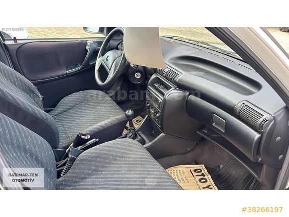 2001 model çok temiz lpg li astra sedan