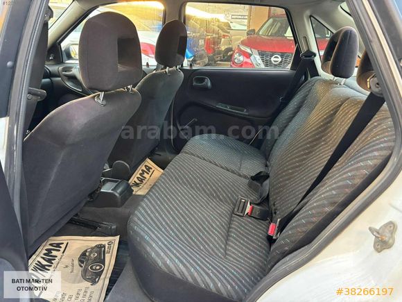 2001 model çok temiz lpg li astra sedan