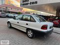 2001 model çok temiz lpg li astra sedan