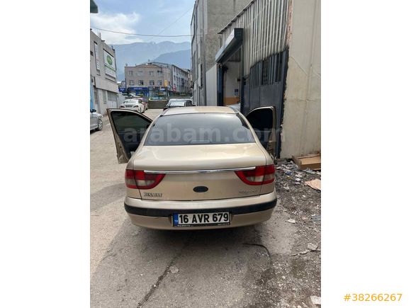Sahibinden Renault Megane 1.9 DTi RXE 2001 Model  214.000 km Kahverengi