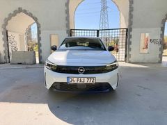 Sahibinden HATASIZ / BOYASIZ / TRAMERSİZ  - 2025 OPEL CORSA 1.2 T EDİTİON 