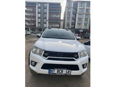 Sahibinden Toyota Hilux 2.4 D-4D 4x4 Adventure 2016 Model  260.000 km Beyaz