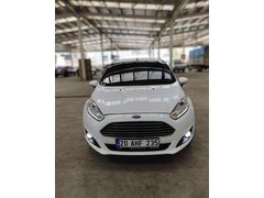Sahibinden Ford Fiesta 1.5 TDCi Titanium X 2015 Model  172000km Beyaz