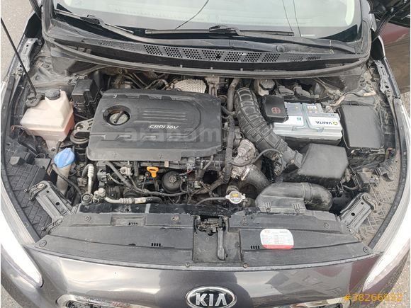 Sahibinden Kia Ceed 1.6 CRDi Concept Plus 2017 Model