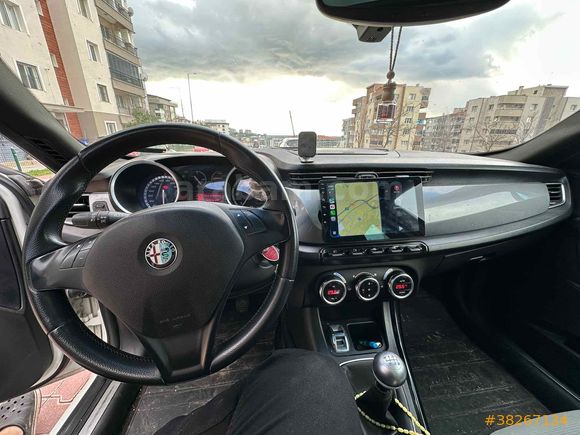 2011/GİULİETTA/1.6JTD/CAM TAVAN SPORT