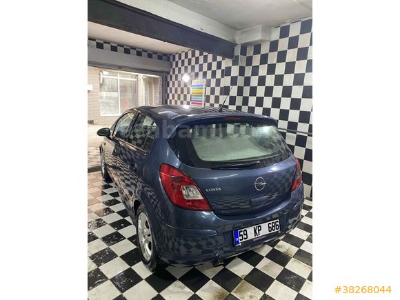 Sahibinden Opel Corsa 1.2 Twinport Enjoy 111 2010 Model   
muaynesi yeni yapıldı  sorunsuz kullandığım  araç bakımları ve muaynesi Yeni yapılmıştır 