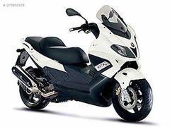 Piaggio 500 cc kelle makina HERŞEYİ ÜSTÜNDE 25.000 km