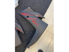 Yamaha r 25 siyah orjinal sağ sol tk 7.500?(yedek parça point)