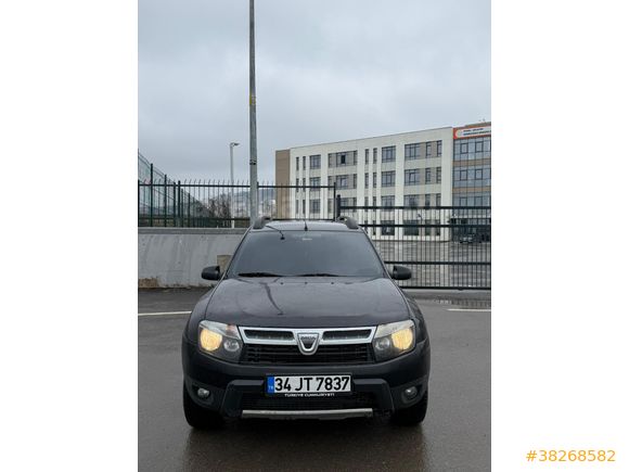 Sahibinden Dacia Duster 1.5 dCi Laureate 2013 Model  280.000 km Siyah