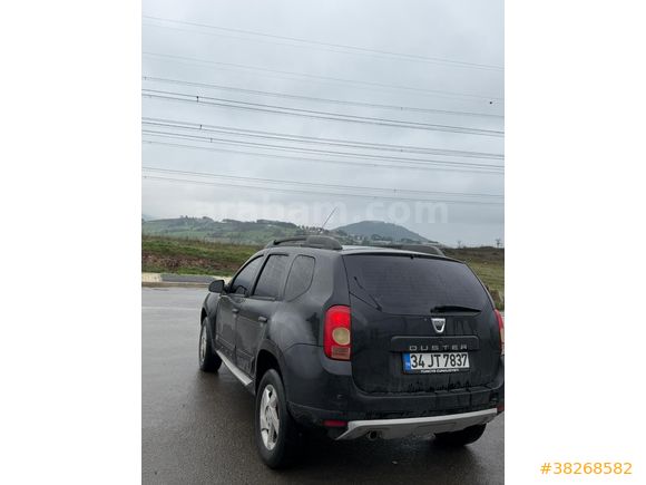 Sahibinden Dacia Duster 1.5 dCi Laureate 2013 Model  280.000 km Siyah