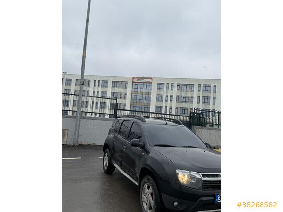 Sahibinden Dacia Duster 1.5 dCi Laureate 2013 Model  280.000 km Siyah