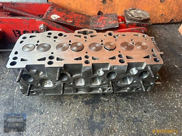 Transporter 1.9TDİ Çıkma orjinal silindir kapağı