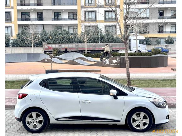 Galeriden Renault Clio 1.5 dCi Touch 2015 Model Konya