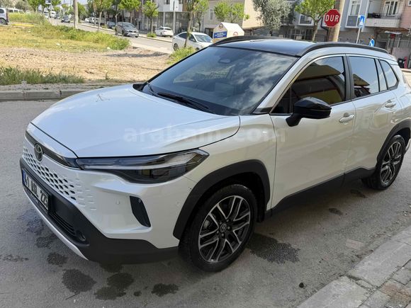 Sahibinden Toyota Corolla Cross 1.8 Passion X-Pack 2025 Model  Beyaz