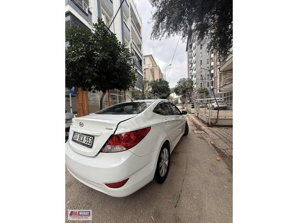 MURAT OTOMOTİV'DEN TEMİZ ACCENT BLUE