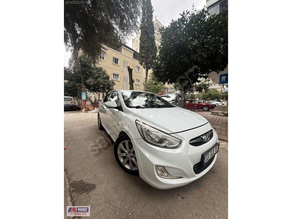MURAT OTOMOTİV'DEN TEMİZ ACCENT BLUE