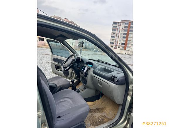Sahibinden Renault Clio 1.4 2004 Model