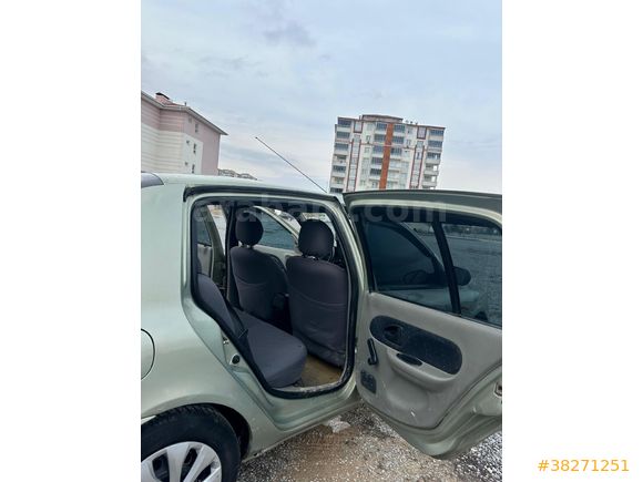 Sahibinden Renault Clio 1.4 2004 Model
