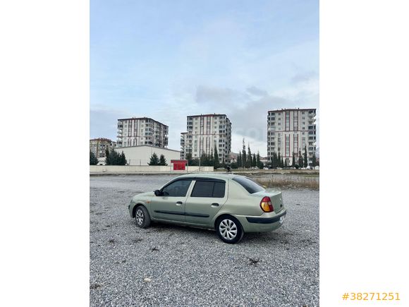 Sahibinden Renault Clio 1.4 2004 Model