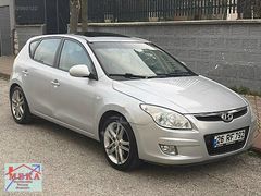 2009 i30 1.6 CRDI Değişensiz Sunrooflu Otomatik Vites 5 Boyalı