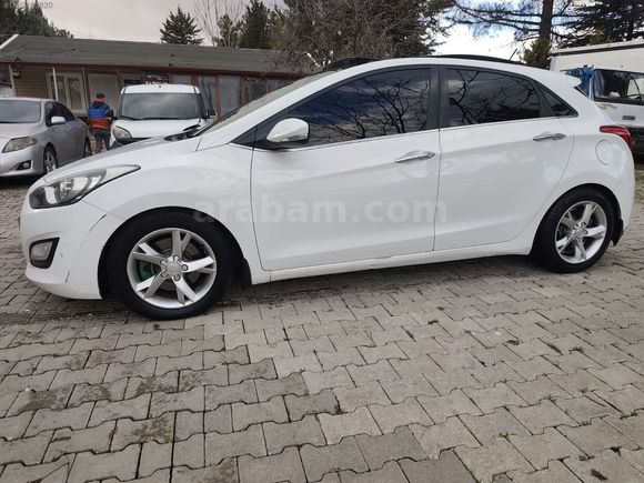 2012 İ30 1.6 GDİ ELİTE OTOMATİK LPĞ CAM TAVANLI HASARSIZ BOYASIZ