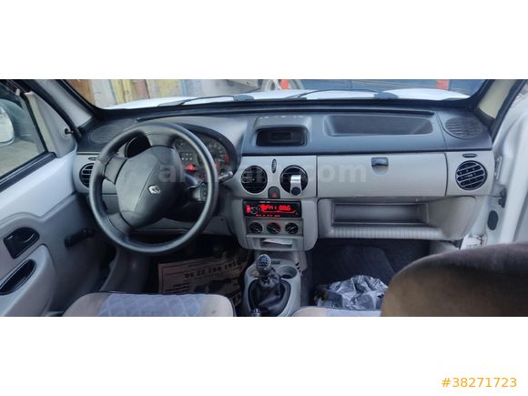 Sahibinden Renault Kangoo Multix 1.5 dCi Expression 2006 Model