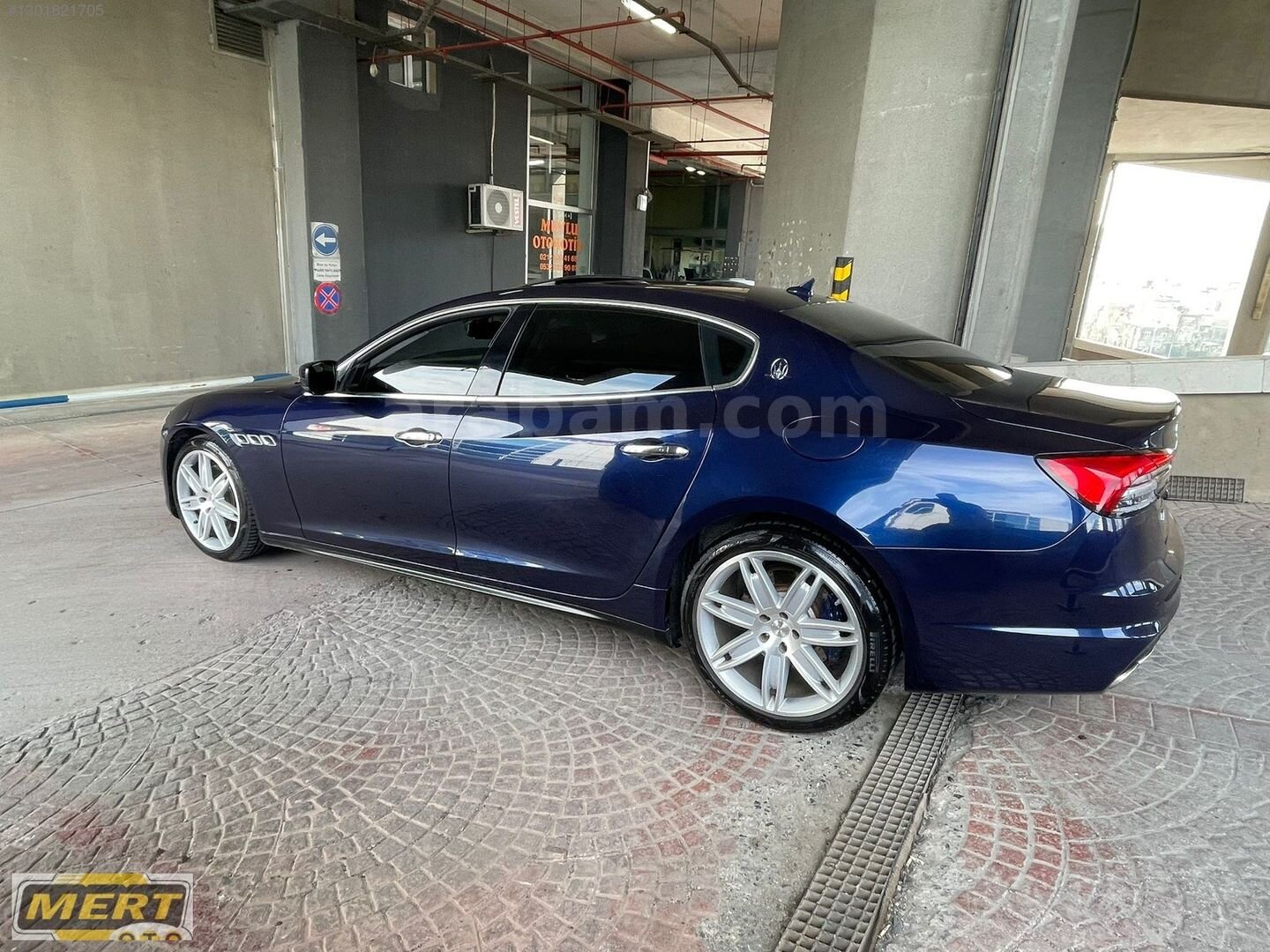 Galeriden Maserati Quattroporte 3.0 2014 Model İstanbul 106.848 km Lacivert 4