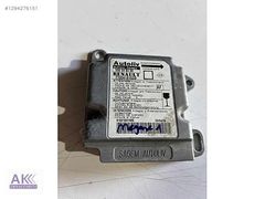 renault megane 1 scenıc 1 airbag beyni 7700418152R