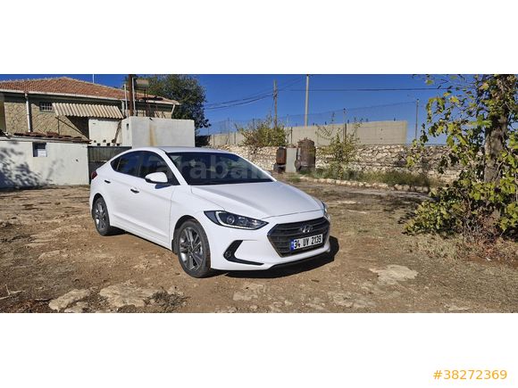 Sahibinden Hyundai Elantra 1.6 CRDi Elite Plus 2017 Model