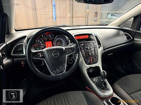2013-215 Bin Km'de Opel Astra 1.4 T Enjoy Active "PAŞA OTOMOTİV"