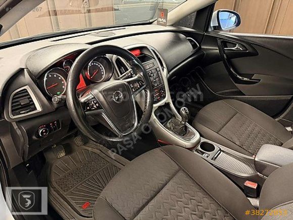 2013-215 Bin Km'de Opel Astra 1.4 T Enjoy Active "PAŞA OTOMOTİV"