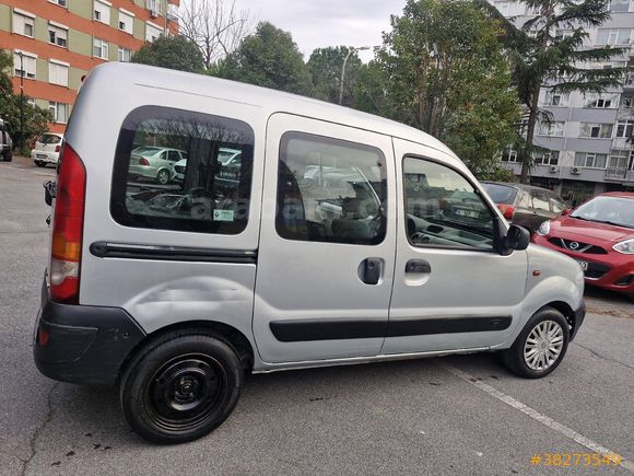 Sahibinden Renault Kangoo Multix 1.5 dCi Authentique 2005 Model