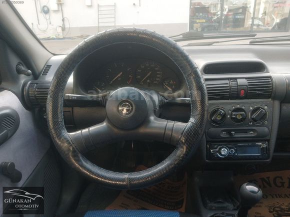 GÜNAKAN'DAN OPEL CORSA 1.4 KLIMALI