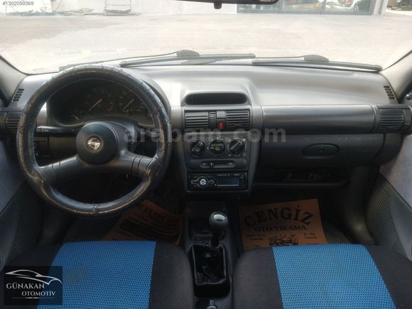 GÜNAKAN'DAN OPEL CORSA 1.4 KLIMALI