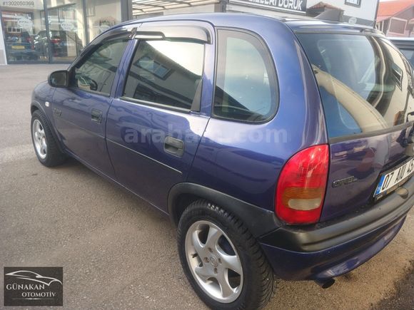 GÜNAKAN'DAN OPEL CORSA 1.4 KLIMALI